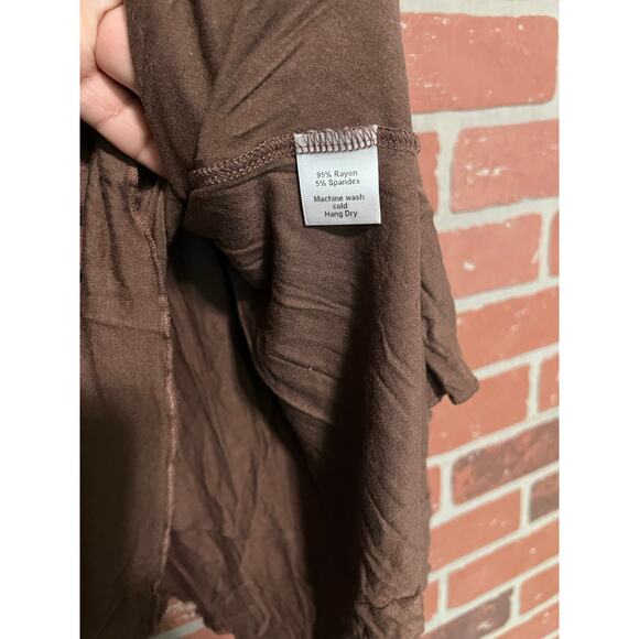 Vine Street Brown Asymmetrical Long Sleeve Top - L - Picture 6 of 7